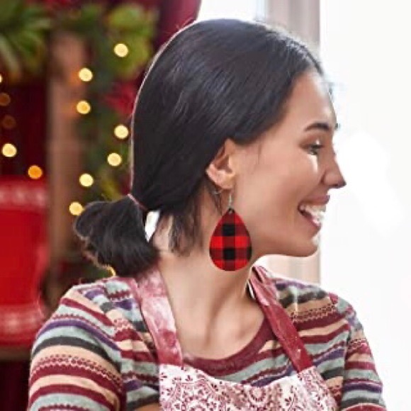 Earrings, Teardrop Plaid / Checkered Faux Leather - Picture 3 of 5